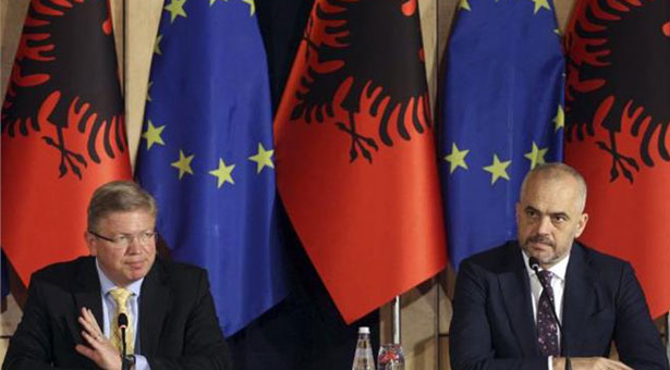 Κομισιόν: Η Αλβανία υποψήφια για ένταξη στην Ευρωπαϊκή Ένωση