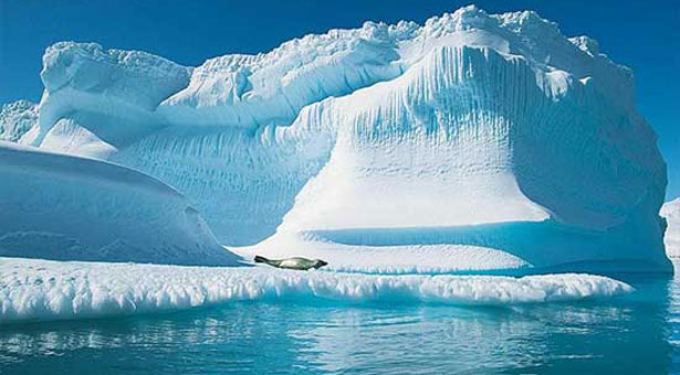 Στη μικρότερη επιφάνεια στην ιστορία έφθασαν οι πάγοι της Αρκτικής