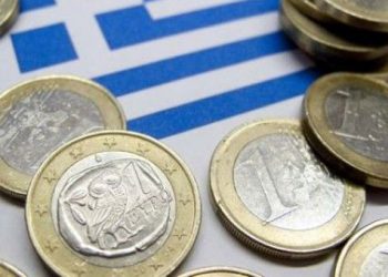 Νέα υποβάθμιση για την ελληνική οικονομία
