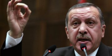 Erdogan: Μας ενδιαφέρει η Ειρήνη κι η σταθερότητα