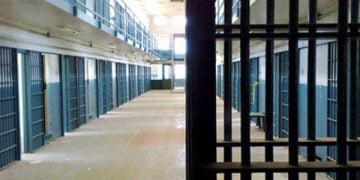 Χανιά: Φυλακή με τρίκλινα και τηλεόραση