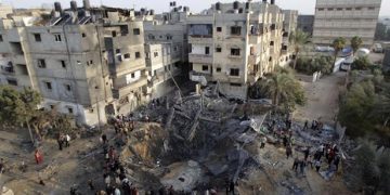 Εκατοντάδες νεκροί στη Γάζα από τους ισραηλινούς βομβαρδισμούς