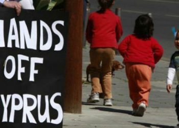 Το όχι της Κύπρου πρώτο θέμα στα διεθνή ΜΜΕ