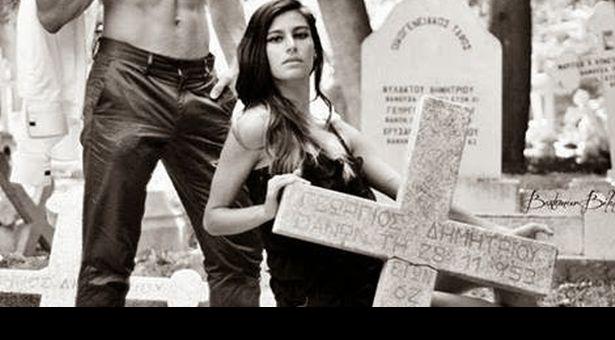 Μοντέλα από την Τουρκία ποζάρουν πάνω σε τάφους Ελληνοκυπρίων