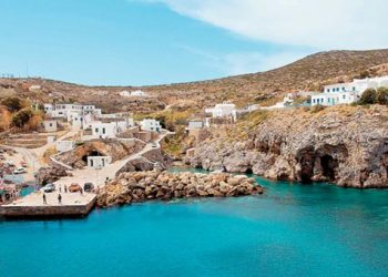 Σήμα κινδύνου εκπέμπουν 10 μικρά ελληνικά νησιά