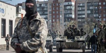Ουκρανικές δυνάμεις εισβάλουν στο Σλαβιάνσκ - Ξεκίνησαν οι συγκρούσεις