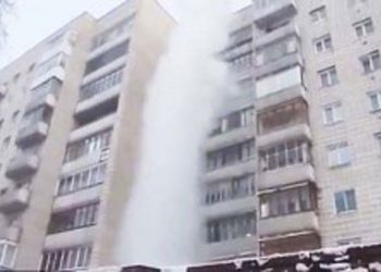 Βίντεο: Πετώντας βραστό νερό στους -41°C