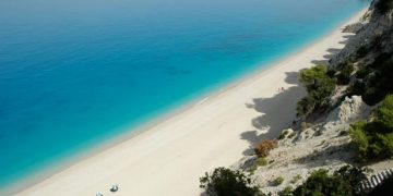 Αυτές είναι οι 4 ελληνικές παραλίες στις 100 καλύτερες του κόσμου