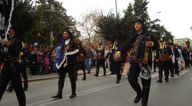Τίμησαν οι Πόντιοι Αλεξανδρούπολης την παρέλαση