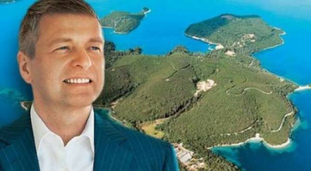 Владелец острова Скорпиос подарит больнице Лефкады 20.000 евро