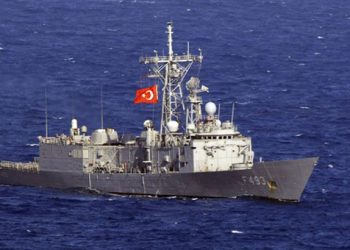 Σενάριο βύθισης ελληνικού πλοίου στο Αιγαίο από την τουρκική «Yeni Safak»