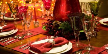 Πόσο μειώθηκαν οι τιμές φέτος για το Χριστουγεννιάτικο τραπέζι