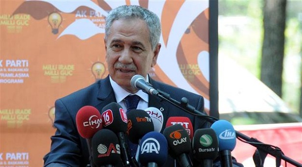 «Σους» λέει στις Τουρκάλες ο αντιπρόεδρος της χώρας και προκαλεί