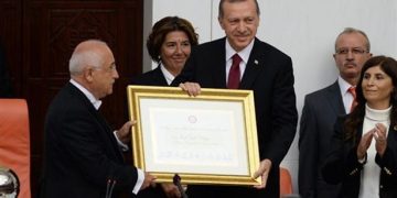 Πρόεδρος της Τουρκίας και επισήμως ο Ερντογάν