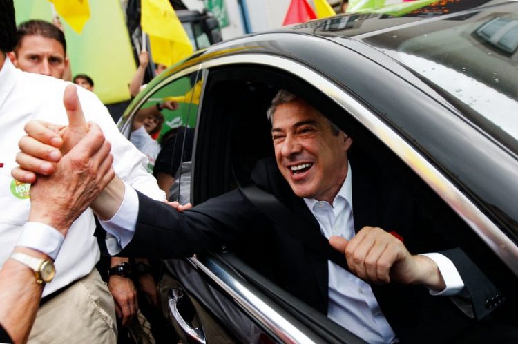 Χειροπέδες στον Πορτογάλο πρώην πρωθυπουργό Σόκρατες – Τι αποκάλυψαν οι έρευνες