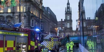 Σκωτία: Τρελό απορριμματοφόρο σκόρπισε το θάνατο