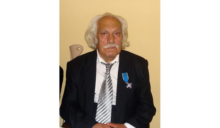 23/12/2013: Πεθαίνει ο Βίκτωρ Σαρηγιαννίδης