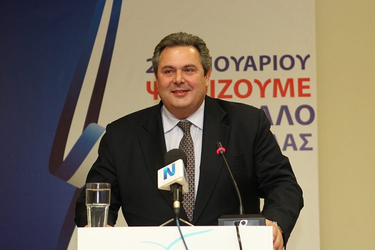 Панос Камменос: О «подставной игре» банкиров и правительства в Греции