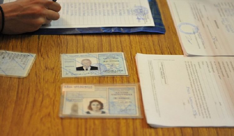 Αλλάζει ο τρόπος γραφής του ονόματος σε ταυτότητες και διαβατήρια