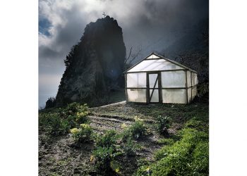Στράτος Καλαφάτης: Ο φωτογράφος που ξεκλείδωσε το άβατο του Αγίου Όρους