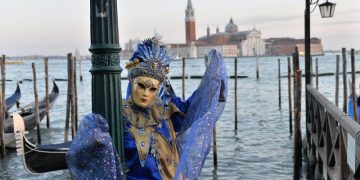Φωτορεπορτάζ: Καρναβάλι Βενετίας 2015