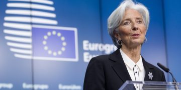 Παρουσία της Λαγκάρντ η συζήτηση της συμμετοχής του ΔΝΤ στο ελληνικό πρόγραμμα