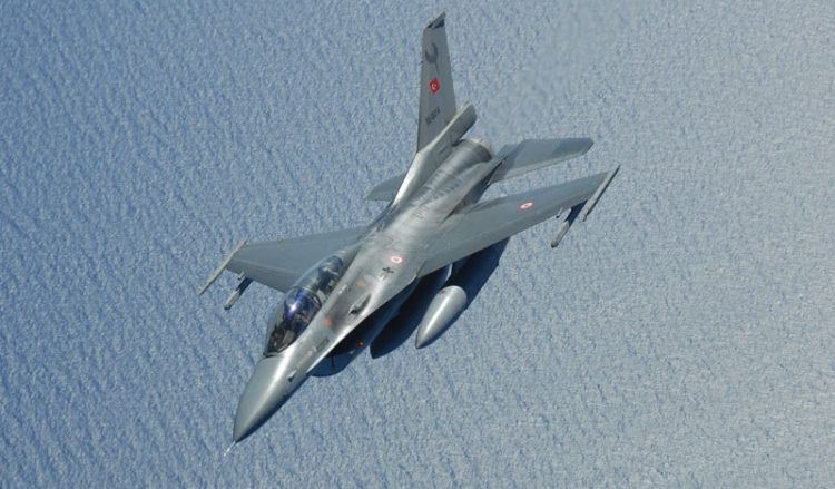 Τουρκικά F-16 πάνω από τη Ρω ανήμερα του εορτασμού της 25ης Μαρτίου