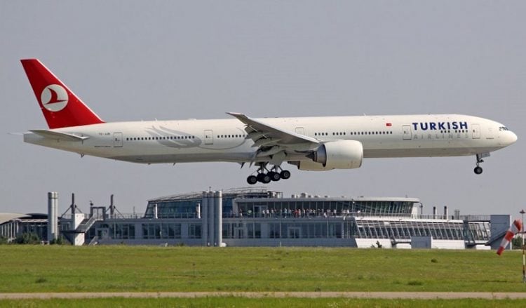 Θρίλερ με αεροπλάνο των Turkish Airlines (Διαρκής ενημέρωση)