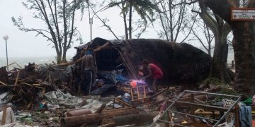 Τρομερή καταστροφή από τροπικό κυκλώνα στο Βανουάτου