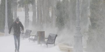 Χιονοθύελλες σαρώνουν τη Βουλγαρία – 800 περιοχές χωρίς ηλεκτρικό ρεύμα