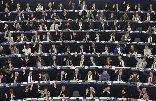 Ευρωκοινοβούλιο: Κίνδυνος κατάχρησης εξουσίας με τα μέτρα για τον κορονοϊό