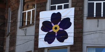 Ο συμβολισμός του άνθους για την 100ή επέτειο της Αρμενικής Γενοκτονίας