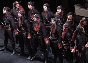 Понтийцы Козани организуют группу по исполнению древнего танца «Серра» (видео)