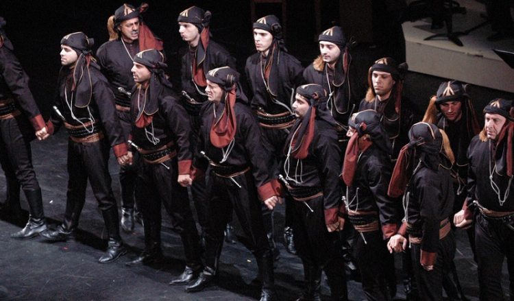 Понтийцы Козани организуют группу по исполнению древнего танца «Серра» (видео)