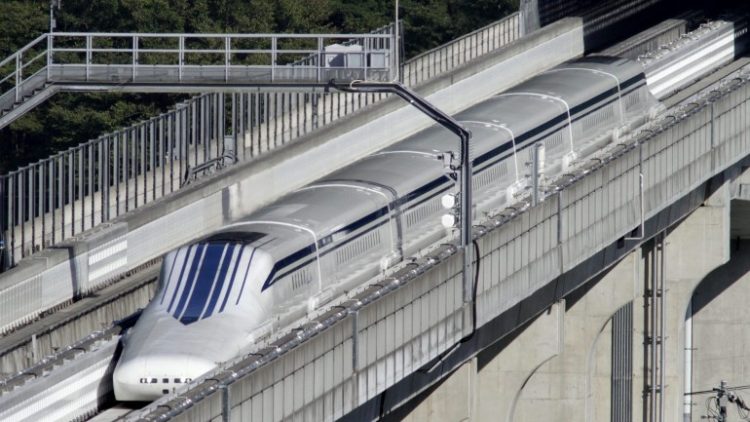 Ιαπωνία: Τρένο ηλεκτρομαγνητικής ανύψωσης έφτασε τα 603 χλμ./ώρα