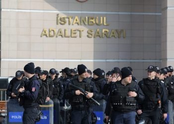 Δραματικό φινάλε στο θρίλερ ομηρίας στην Κωνσταντινούπολη