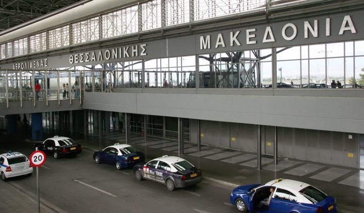 Reuters: Άμεση ιδιωτικοποίηση για περιφερειακά αεροδρόμια και ΟΛΠ