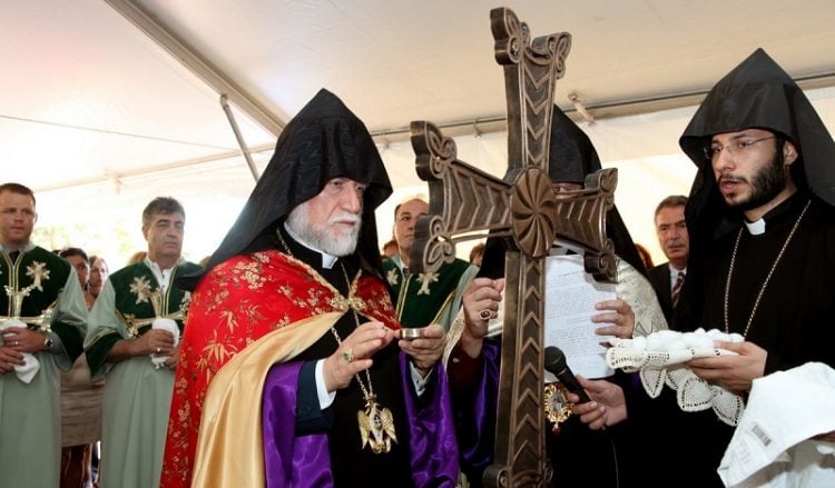 Η αρμενική Εκκλησία διεκδικεί δικαστικά την περιουσία της στην Τουρκία