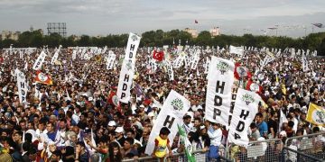 Τουρκία: Συλλαλητήρια απέναντι στη φιέστα του Ερντογάν