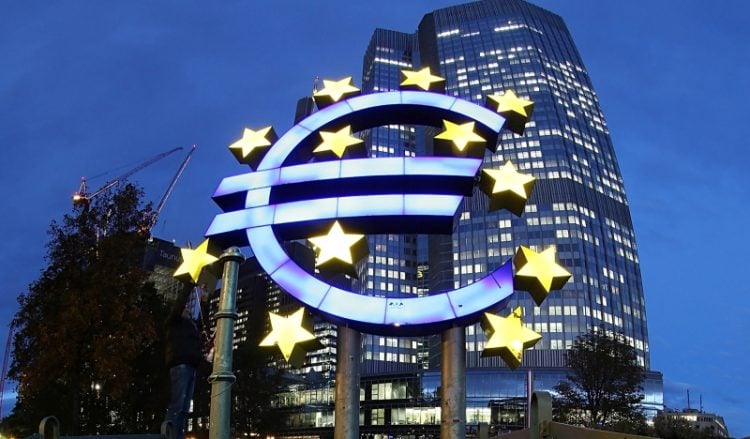 Διχασμένη η ΕΚΤ για την πολιτική που θα ακολουθήσει λόγω Covid-19