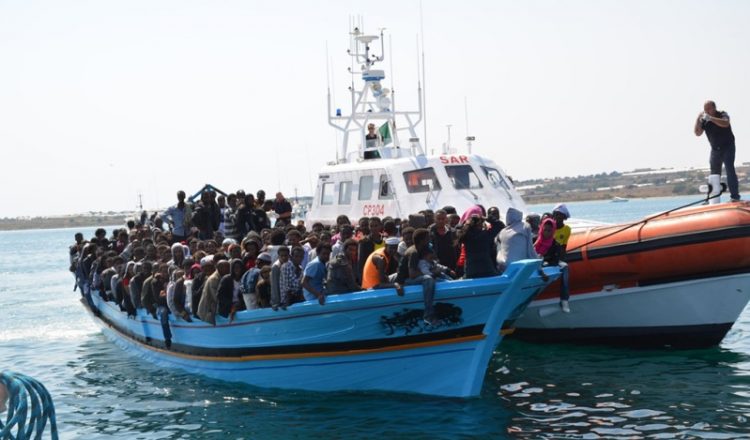 Греция получит помощь для решения проблем миграции
