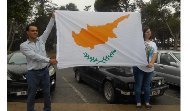 Αθώοι οι Τουρκοκύπριοι που ύψωσαν την κυπριακή σημαία