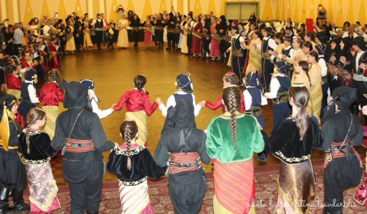 Το Τορόντο χόρεψε σε ποντιακούς ρυθμούς στο 8ο Φεστιβάλ Ποντιακής Νεολαίας ΗΠΑ-Καναδά (φωτο)