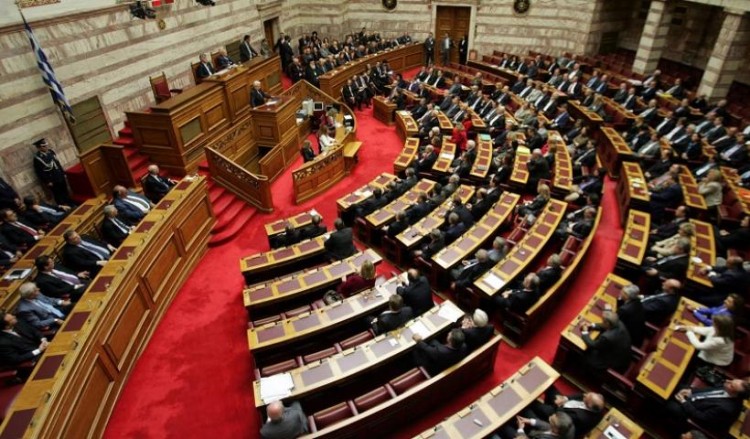 Парламент Греции обсудит пакет мер, важных в переговорах с кредиторами
