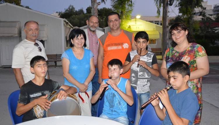 Με μια αγκαλιά αρμένικα τραγούδια παιδιά από το Ναγκόρνο Καραμπάχ στην Ελλάδα (φώτο-βίντεο)