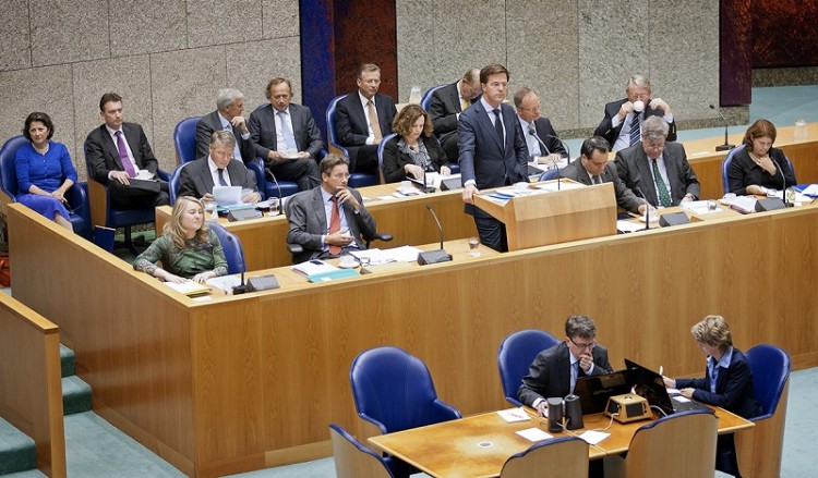 Την Τετάρτη στο ολλανδικό Κοινοβούλιο η συμφωνία για την Ελλάδα