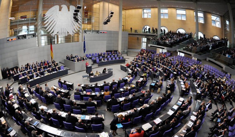 Το Κοινοβούλιο της Γερμανίας καταψήφισε την πρόταση υποδοχής 5.000 προσφύγων από την Ελλάδα