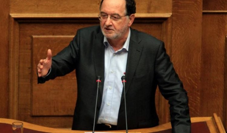 Левое крыло СИРИЗА обвинило власти Греции в нарушении конституции
