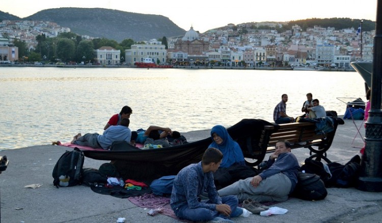 Βίτσας: Στόχος οι 10.000 πρόσφυγες στα νησιά μέχρι τον Σεπτέμβριο