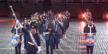 Оркестр греческой Военной Авиации снова на Фестивале у Спасской башни (видео)